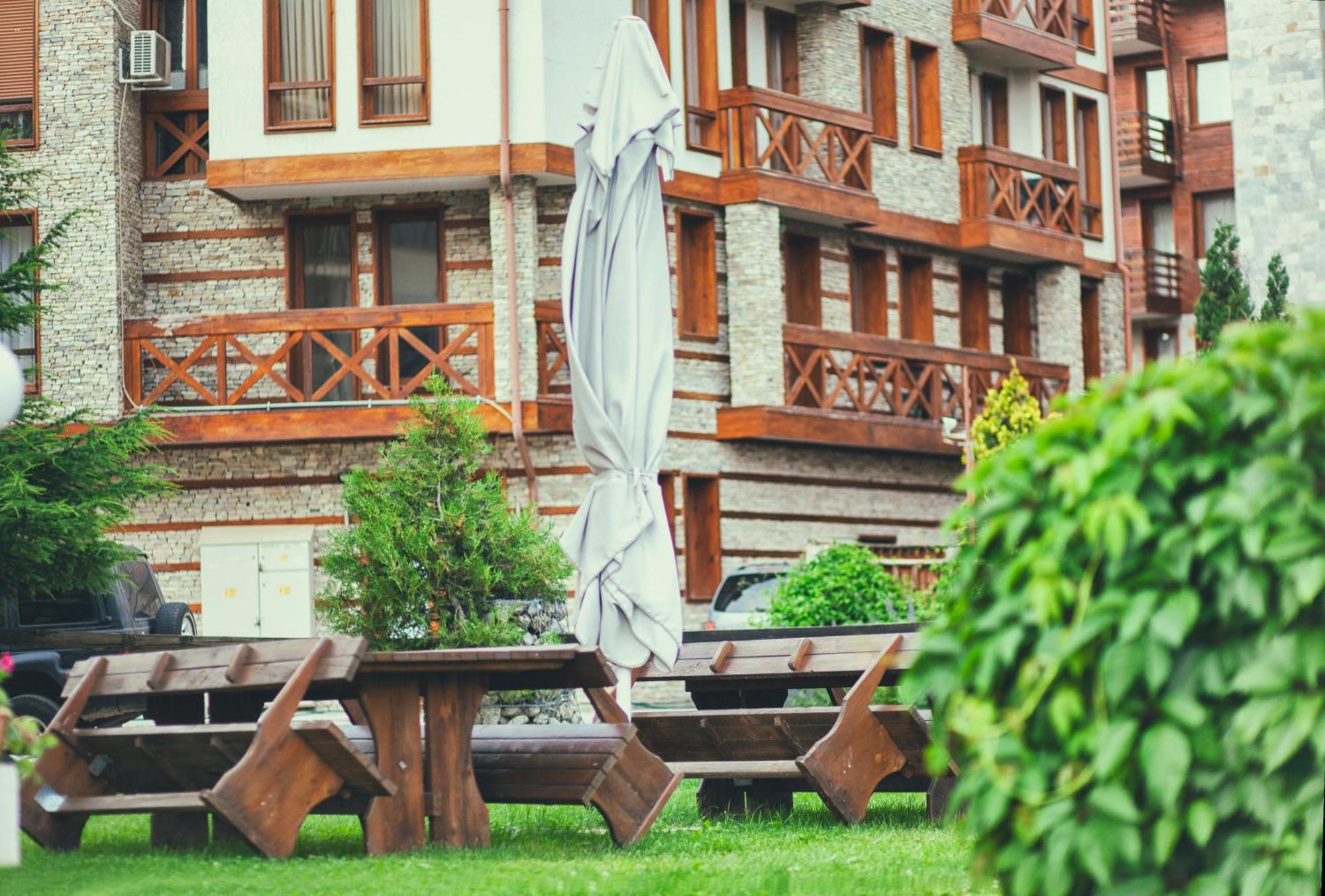 Cozy Apartment Next To The Forest And The Gondola Bansko Exterior foto